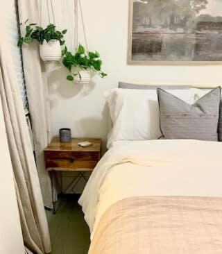 Ferienhaus Spacious 4br Retreat In The Heart Of